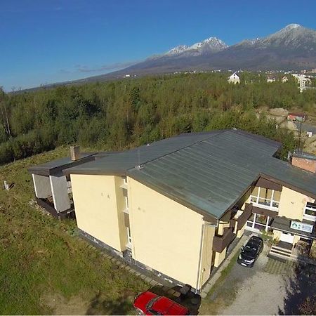 Penzion Centrum Pod Lesom Vysoke Tatry Bagian luar foto