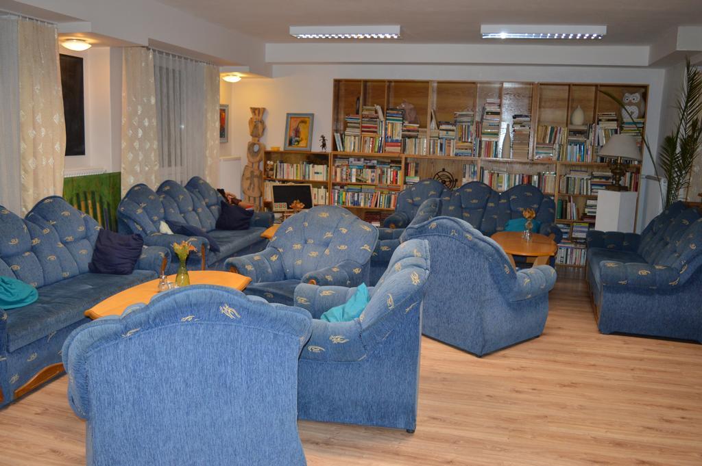 Penzion Centrum Pod Lesom Vysoke Tatry Bagian luar foto