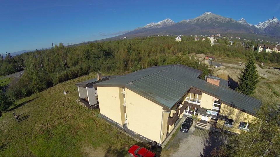 Penzion Centrum Pod Lesom Vysoke Tatry Bagian luar foto