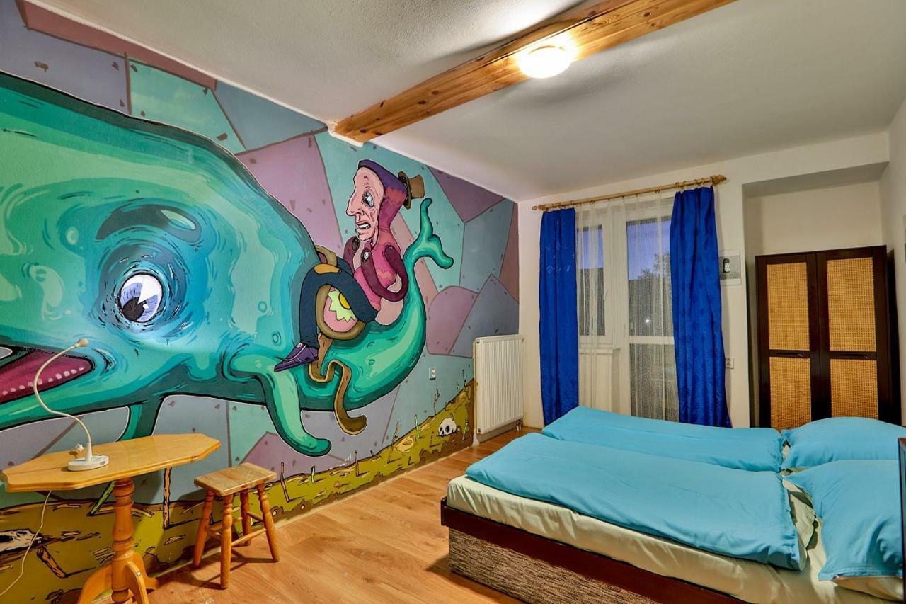 Penzion Centrum Pod Lesom Vysoke Tatry Bagian luar foto